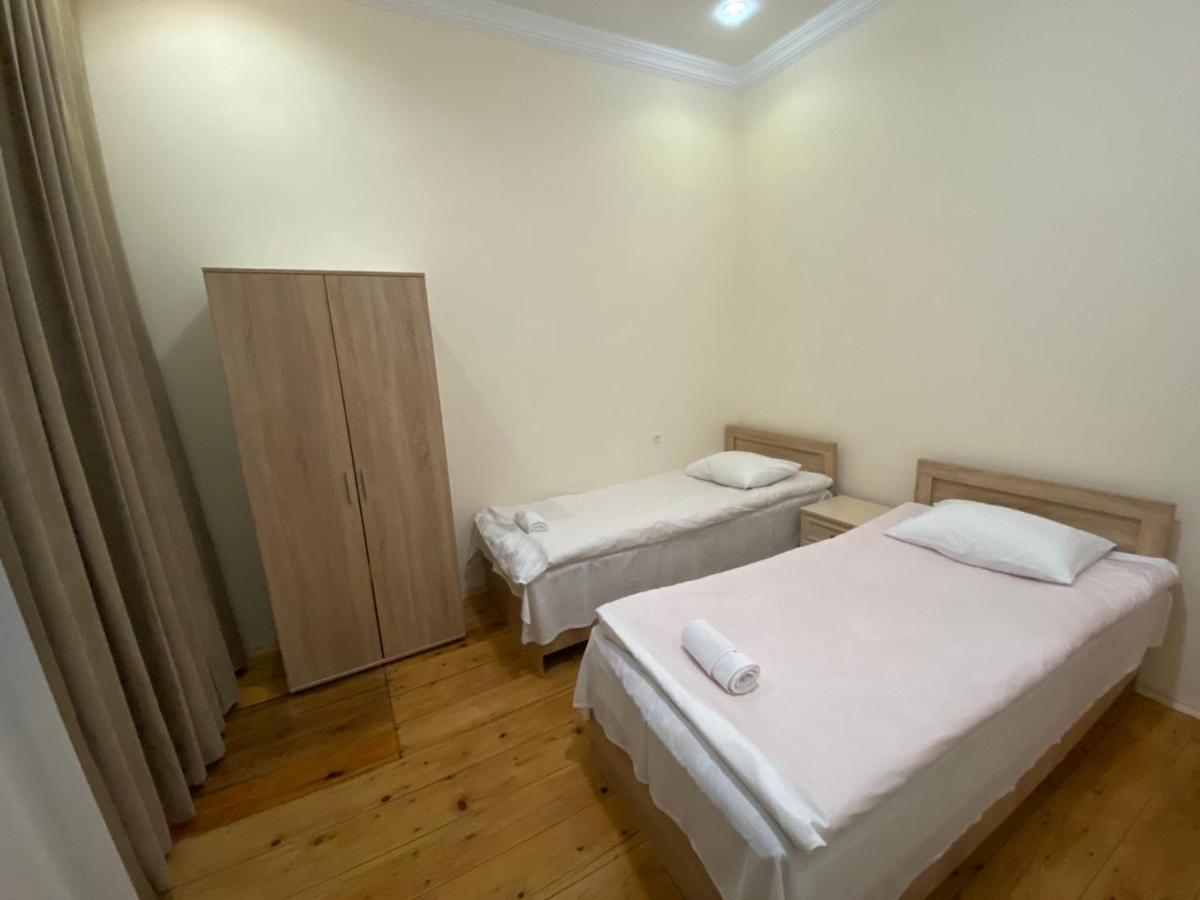 Guesthouse Luka Kutaisi Esterno foto
