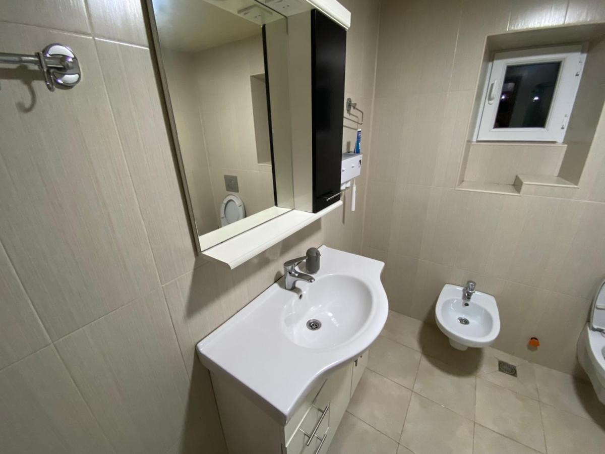 Guesthouse Luka Kutaisi Esterno foto