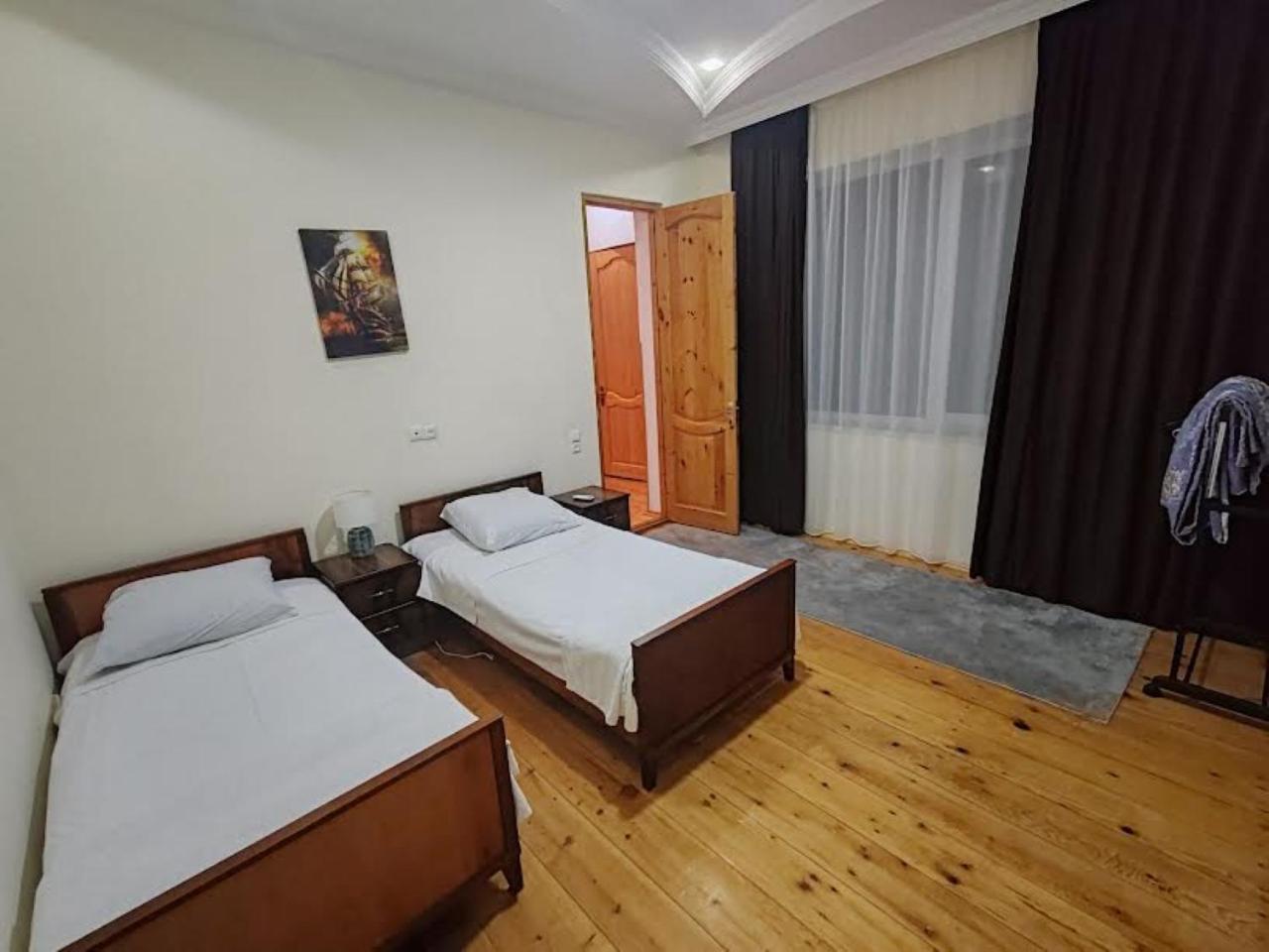 Guesthouse Luka Kutaisi Esterno foto